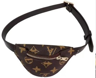 3 Аксессуары Сумочка поясная LV