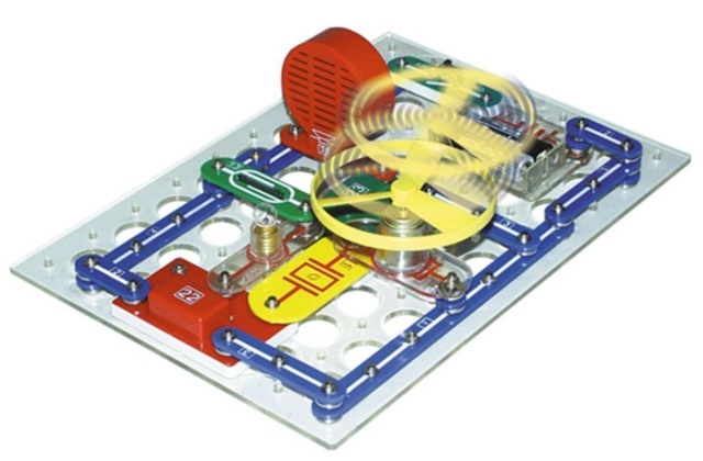 Конструктор эл. "Знаток" 180 схем 1/15
