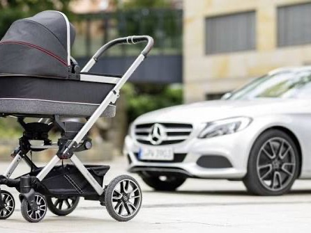 Коляска Mercedes-Benz AMG